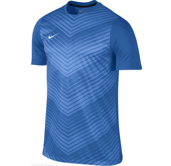 Купить Футболка Nike Squad SS Pm Top | 579413-401 в Москве или заказать доставку на Slamdunk.su